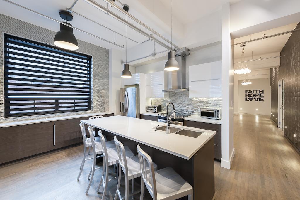 The Executive Loft At The Holland Hotel Montreal Room photo